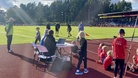 Toimitsijoita yleisurheilukentällä